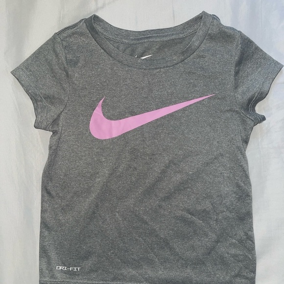 LOT of 4T girl clothes - Picture 9 of 16